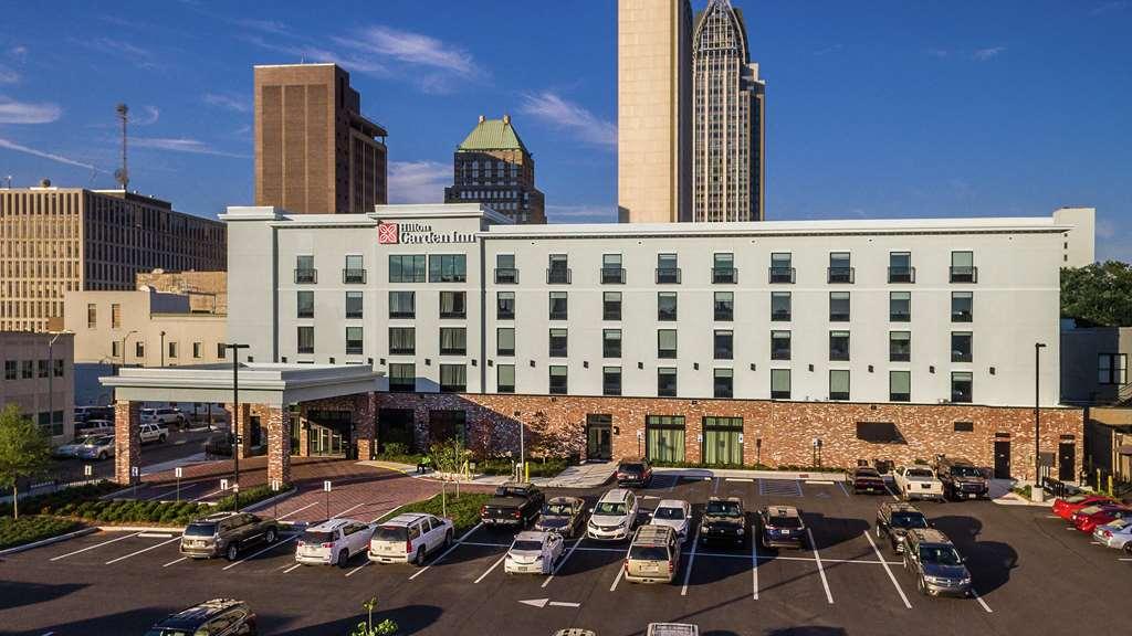 Hilton Garden Inn Mobile Downtown Exterior photo