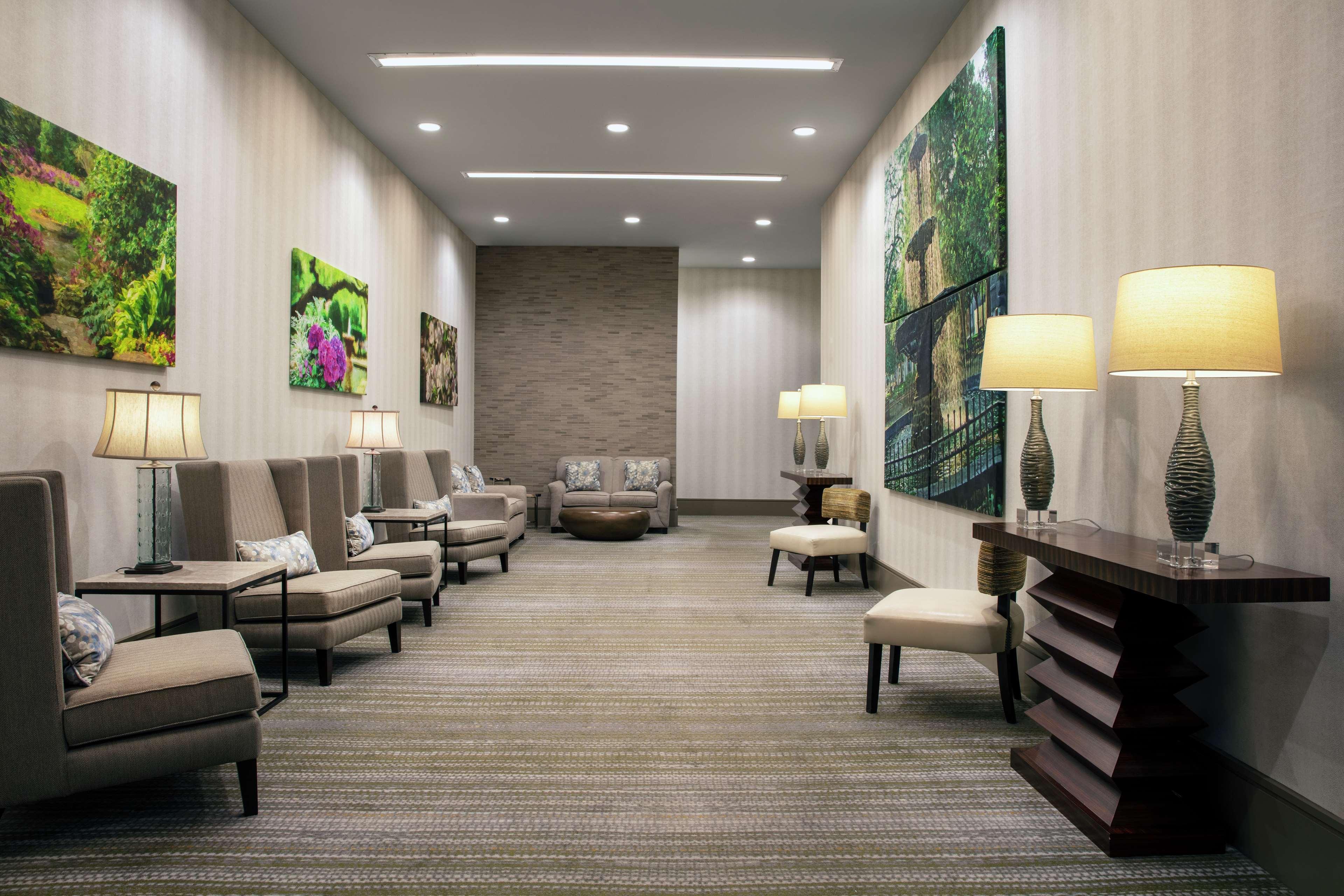 Hilton Garden Inn Mobile Downtown Exterior photo