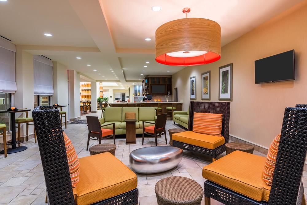 Hilton Garden Inn Mobile Downtown Exterior photo